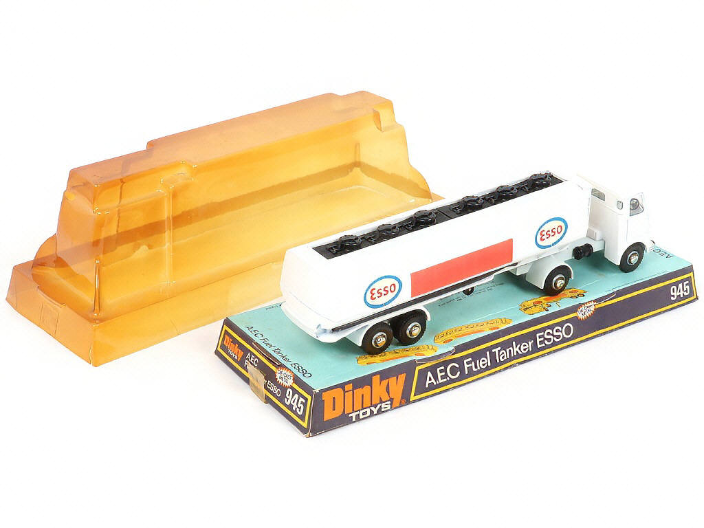 Lot 175 - DINKY TOYS (GB) (1)