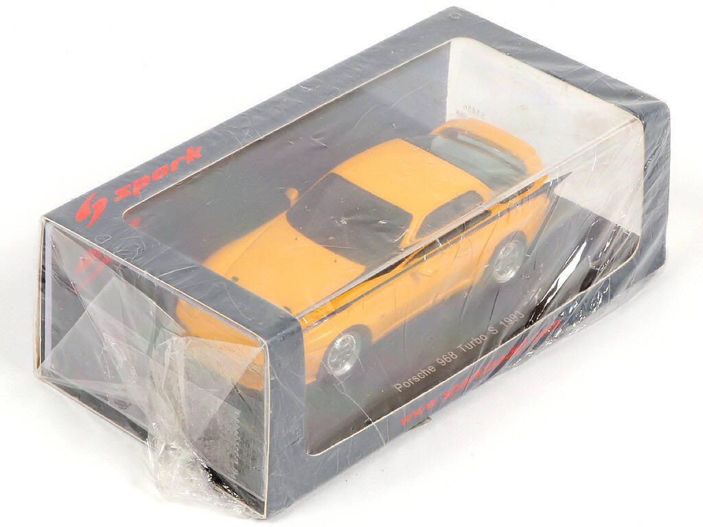 Lot 161 - SPARK (MACAU) (1)