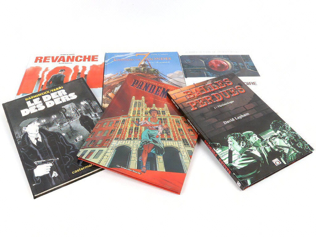 Lot 10 - DIVERS (10)