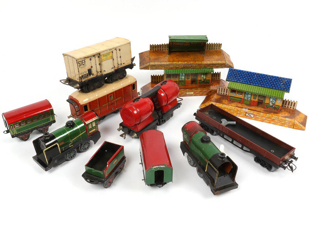 Lot 89 - HORNBY 'O' (FRANCE) (12)