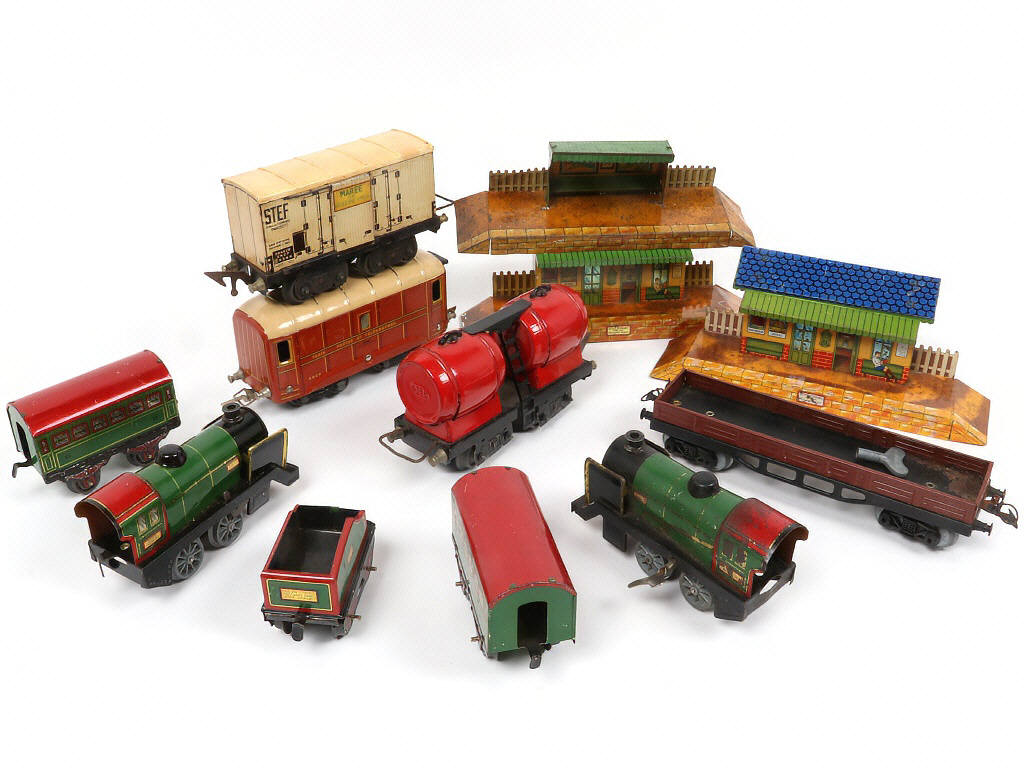 Lot 89 - HORNBY 'O' (FRANCE) (12)