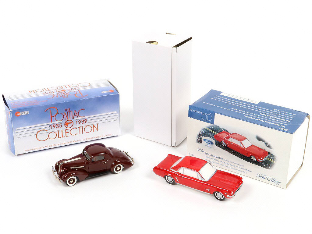 Lot 131 - DIVERS (2)