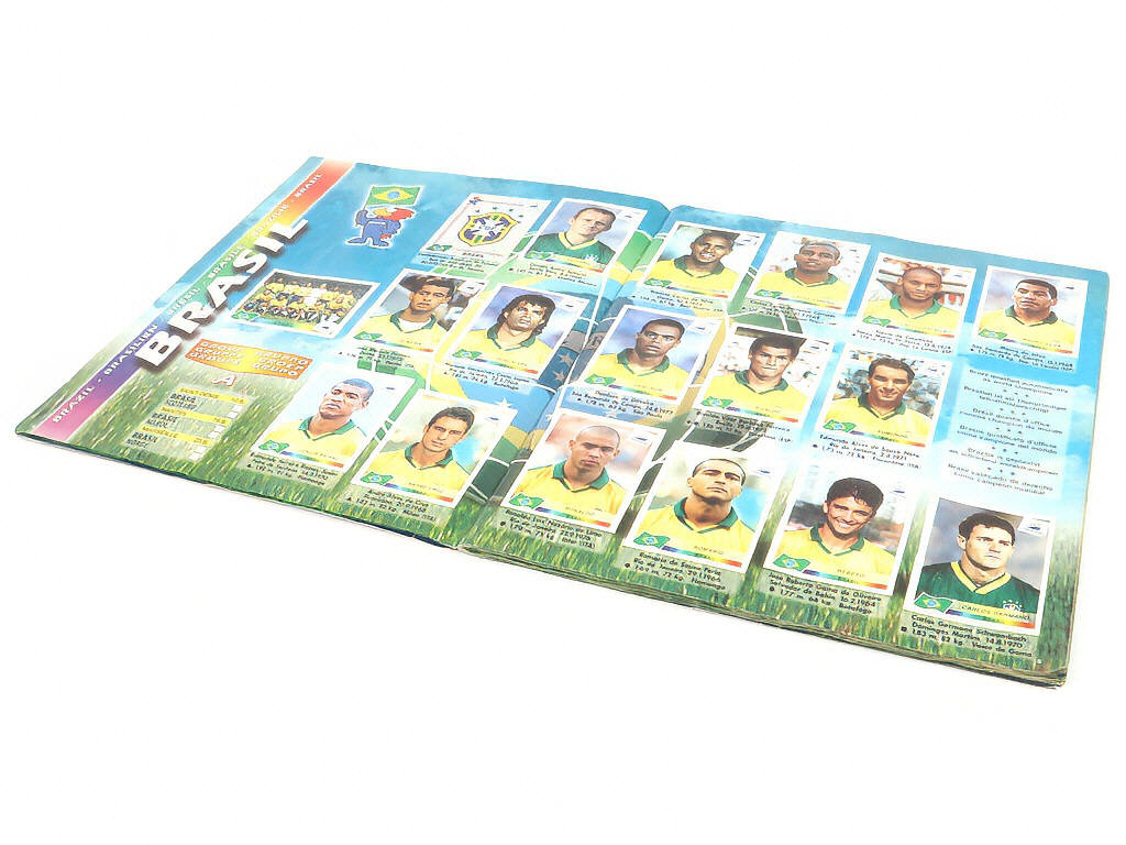 Lot 143 - PANINI (ITALIE) (1)