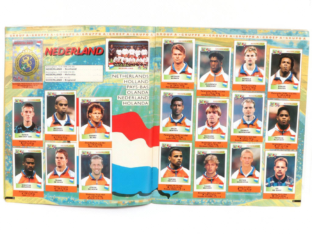 Lot 33 - PANINI (ITALIE) (1)