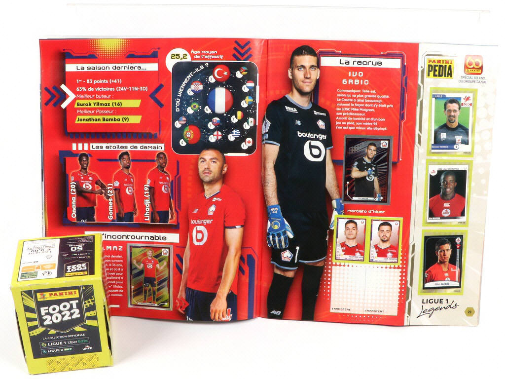 Lot 153 - PANINI (ITALIE) (2)