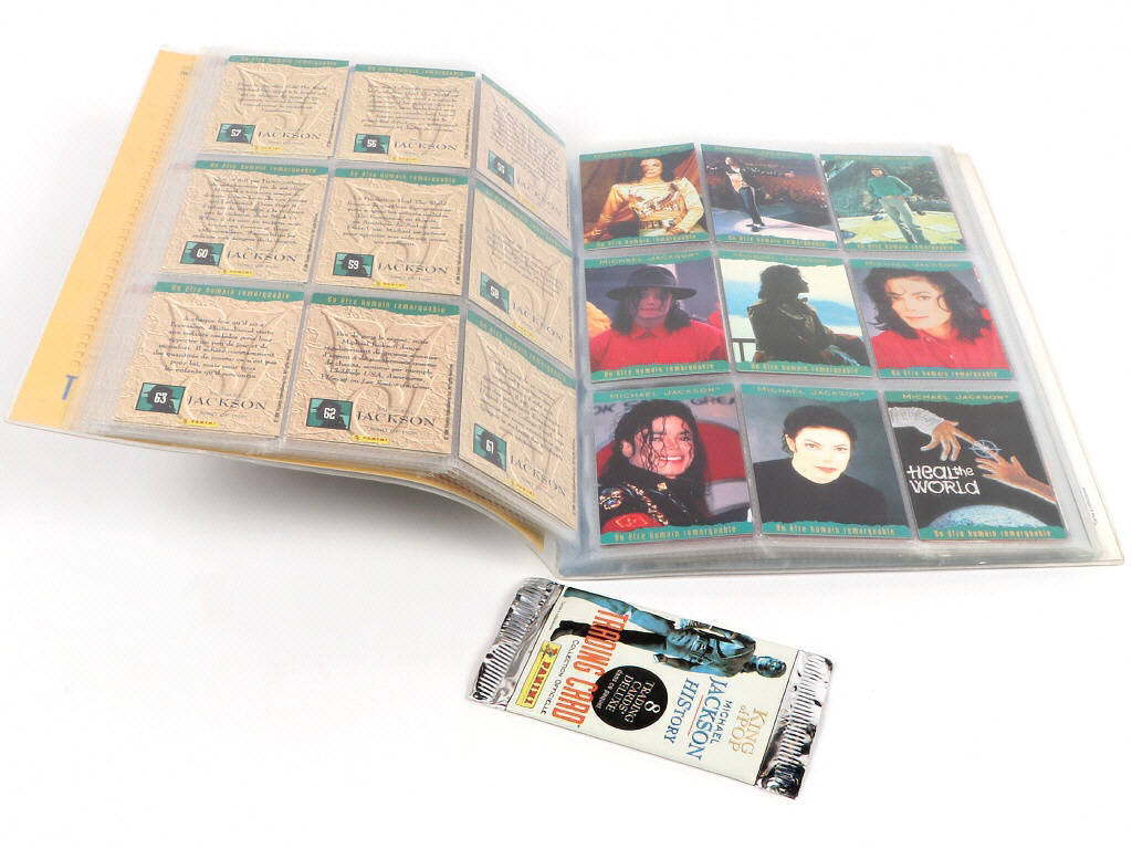 Lot 239 - PANINI (ITALIE) (2)