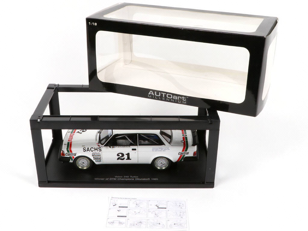 Lot 18 - AUTOART (ALLEMAGNE) (1)