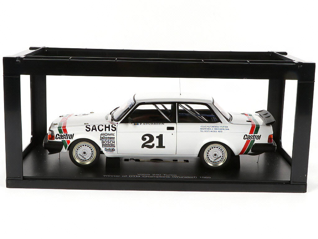 Lot 18 - AUTOART (ALLEMAGNE) (1)