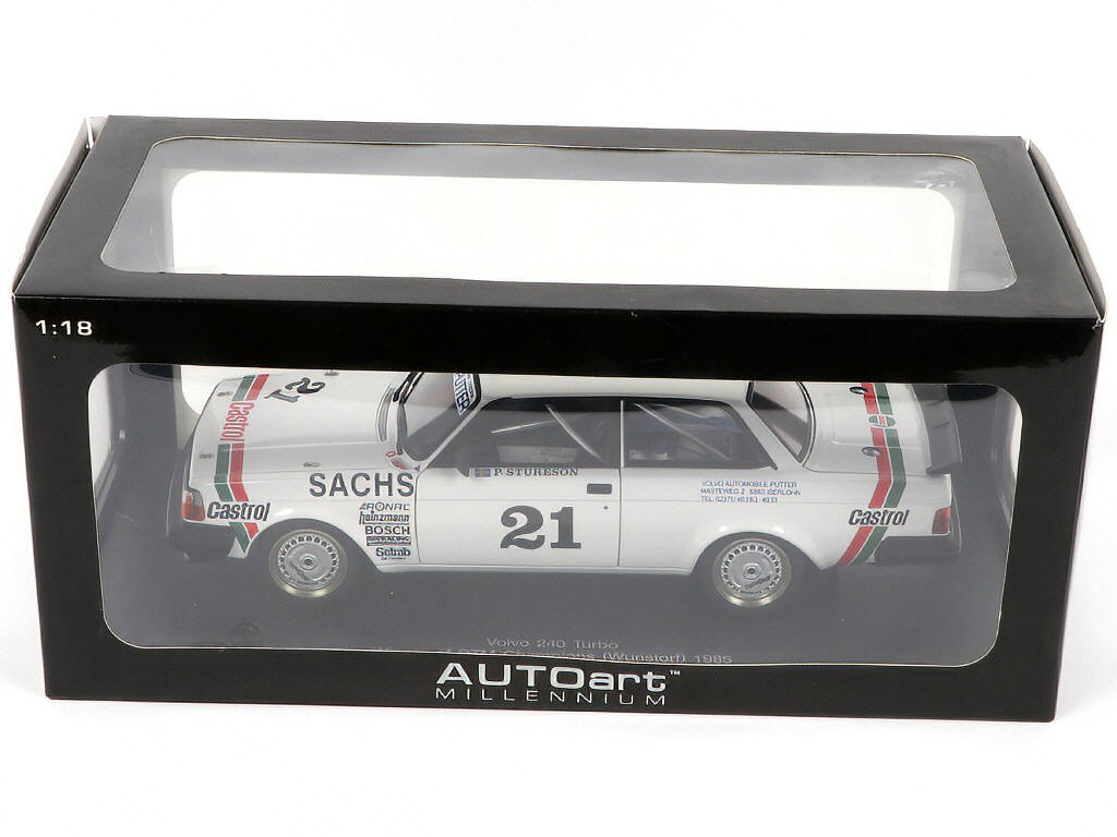 Lot 18 - AUTOART (ALLEMAGNE) (1)