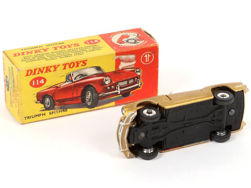 Lot 175 - DINKY TOYS (GB) (1)