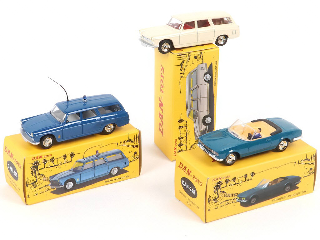 Lot 151 - DAN-TOYS (FRANCE) (3)