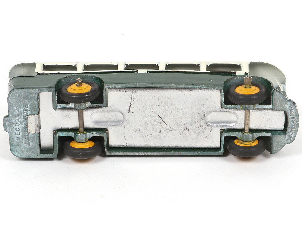 Lot 180 - DINKY TOYS (FRANCE) (1)