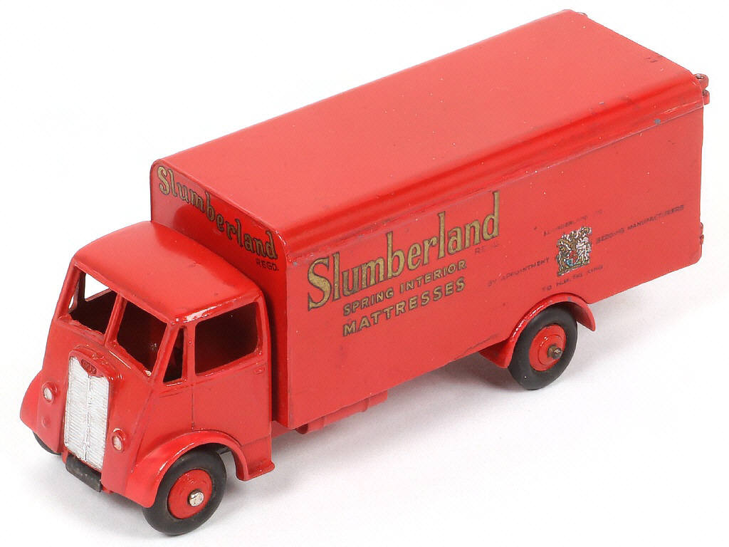 Lot 71 - DINKY TOYS (GB) (1)