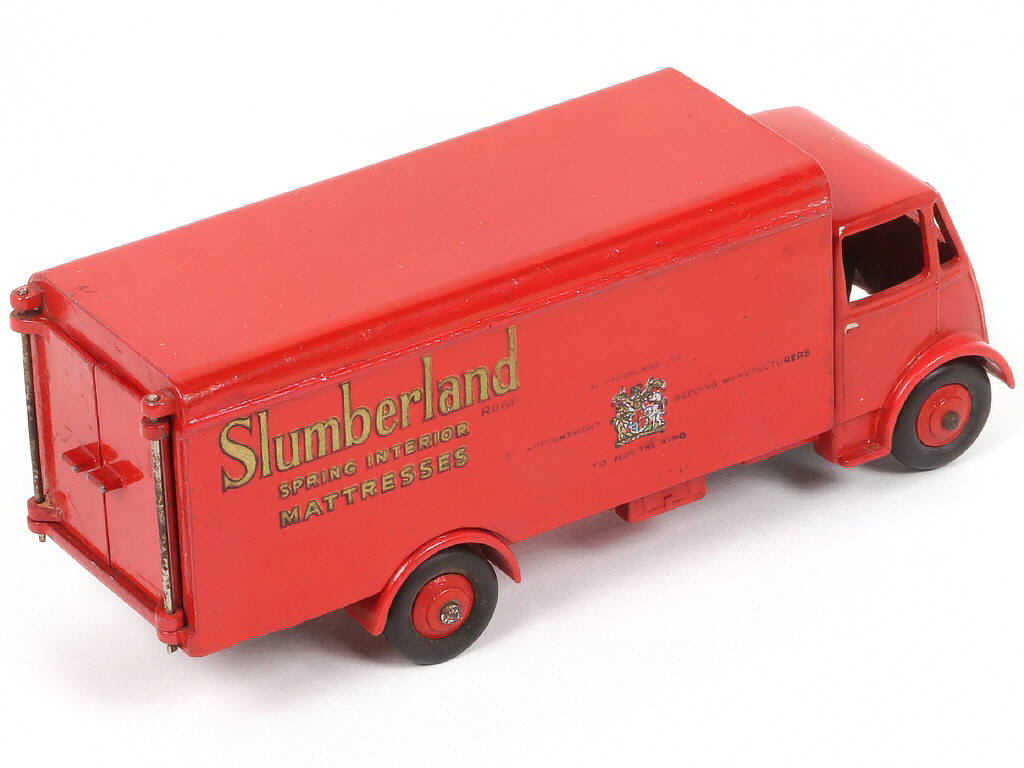 Lot 71 - DINKY TOYS (GB) (1)