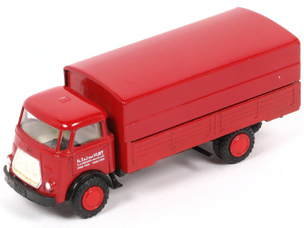 Lot 47 - LION-CAR (PAYS-BAS) (1)