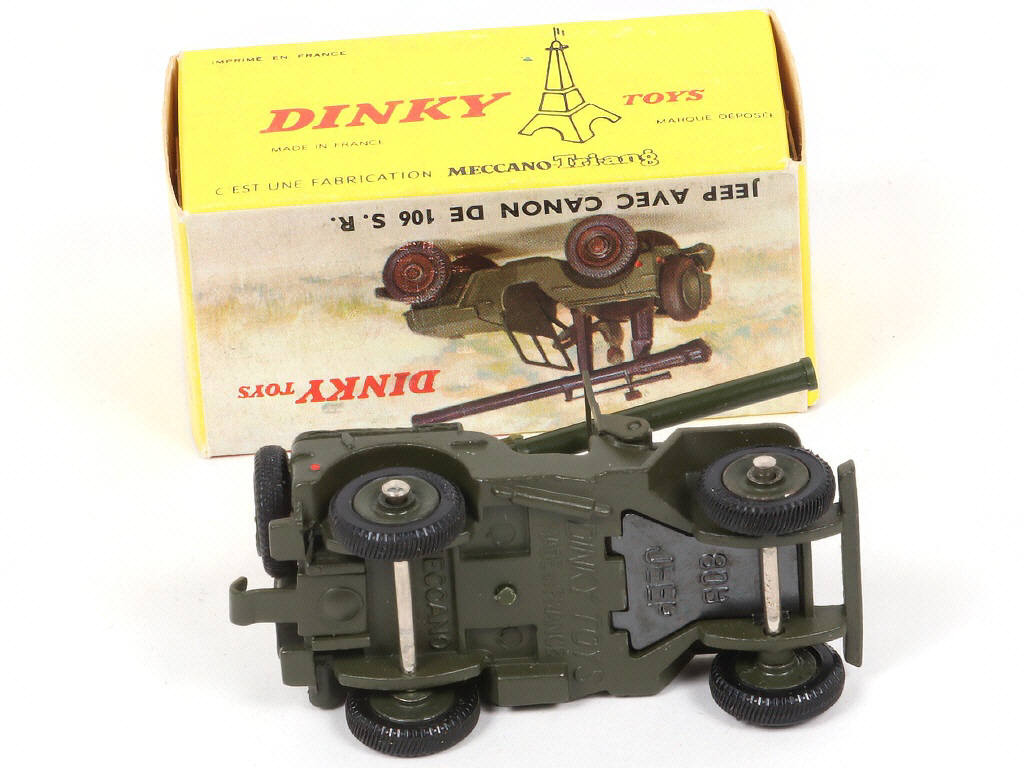 Lot 271 - DINKY TOYS (FRANCE) (1)