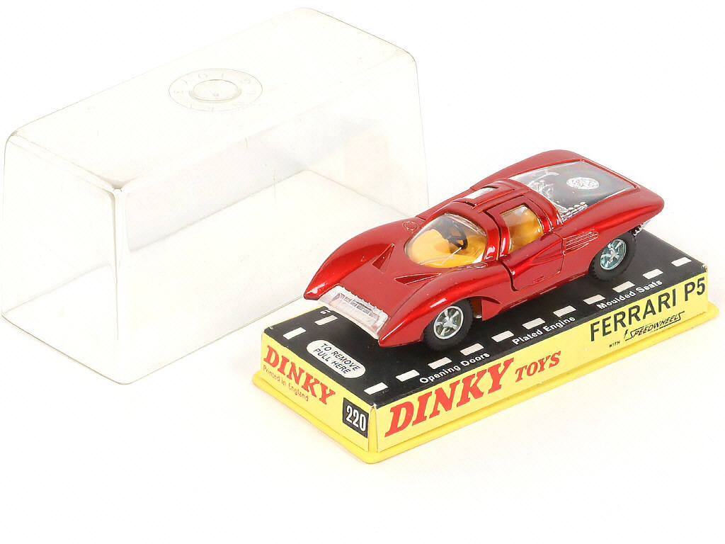 Lot 114 - DINKY TOYS (GB) (1)