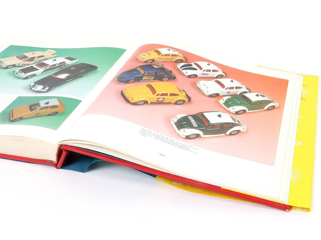 Lot 311 - NEW CAVENDISH BOOKS (GB) (2)