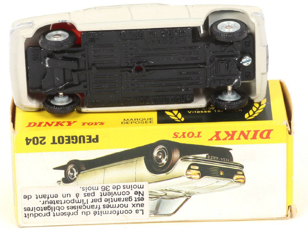 Lot 221 - DINKY TOYS (FRANCE) (1)