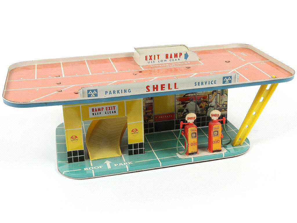 Lot 348 - DIVERS (1)