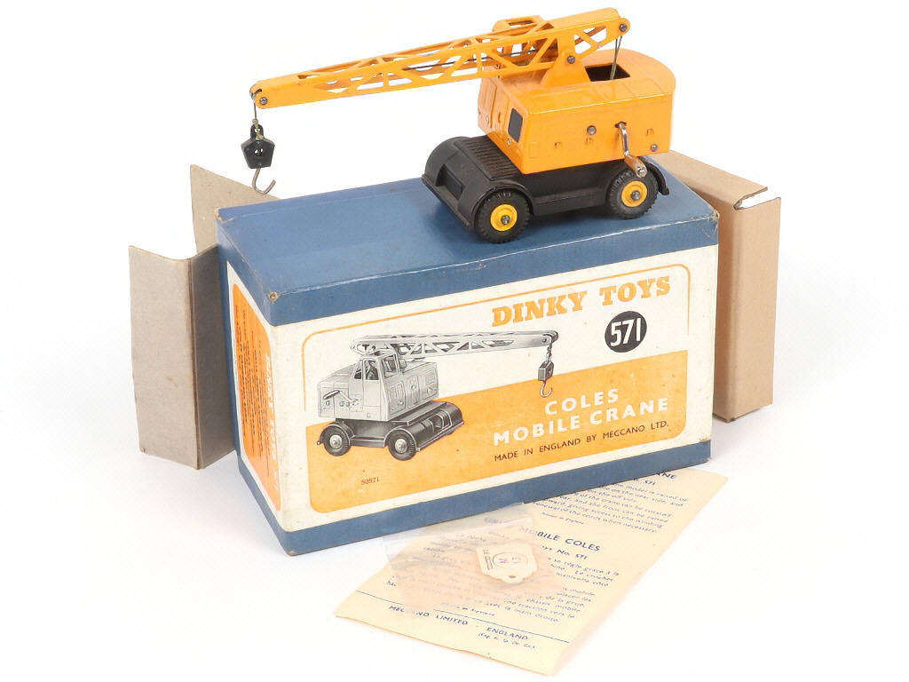 Lot 67 - DINKY TOYS (GB) (1)