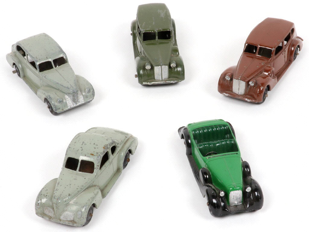 Lot 192 - DINKY TOYS (GB) (5)