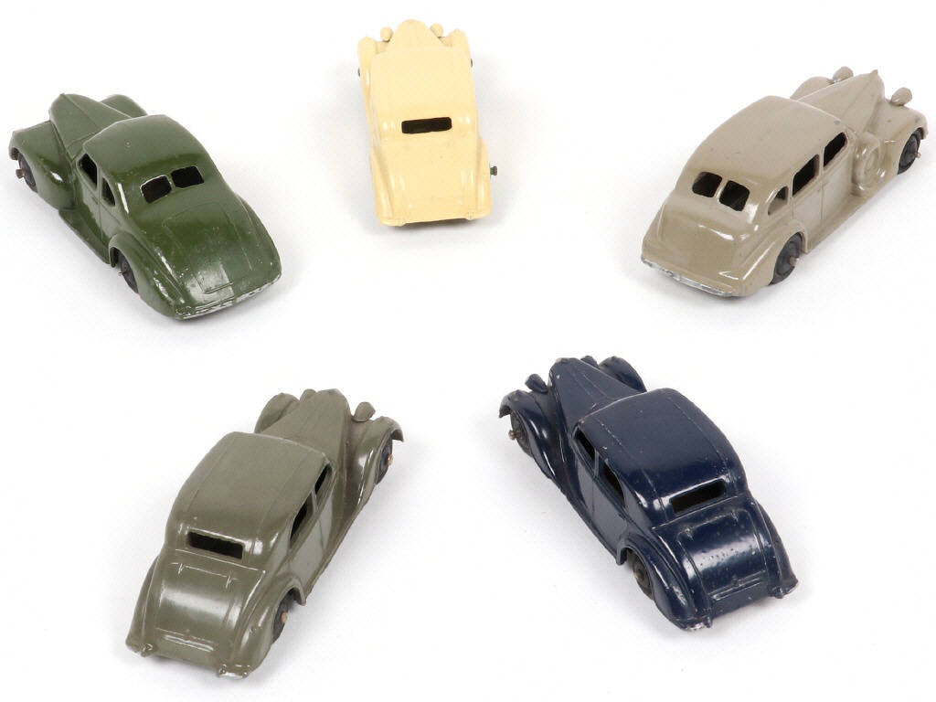 Lot 187 - DINKY TOYS (GB) (5)