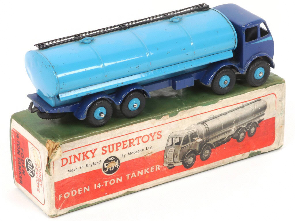 Lot 93 - DINKY TOYS (GB) (1)