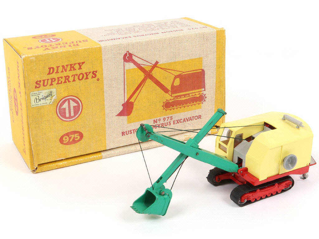 Lot 69 - DINKY TOYS (GB) (1)