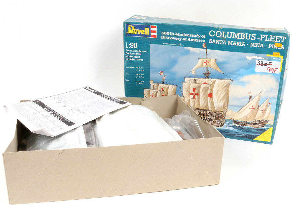 Lot 357 - DIVERS (4)