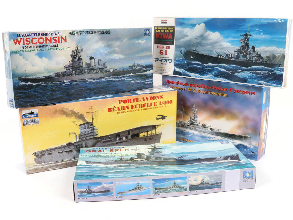 Lot 359 - DIVERS (5)