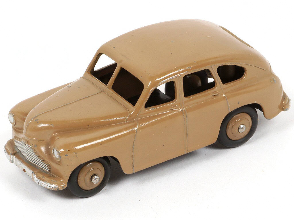 Lot 135 - DINKY TOYS (GB) (1)