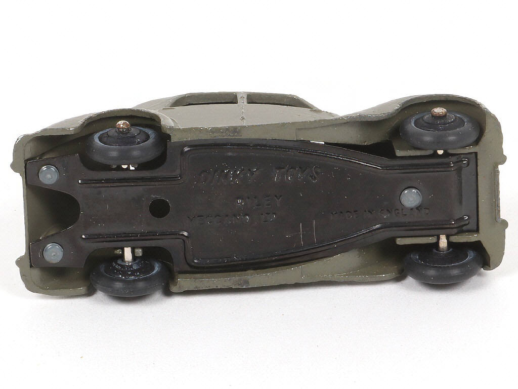 Lot 134 - DINKY TOYS (GB) (1)