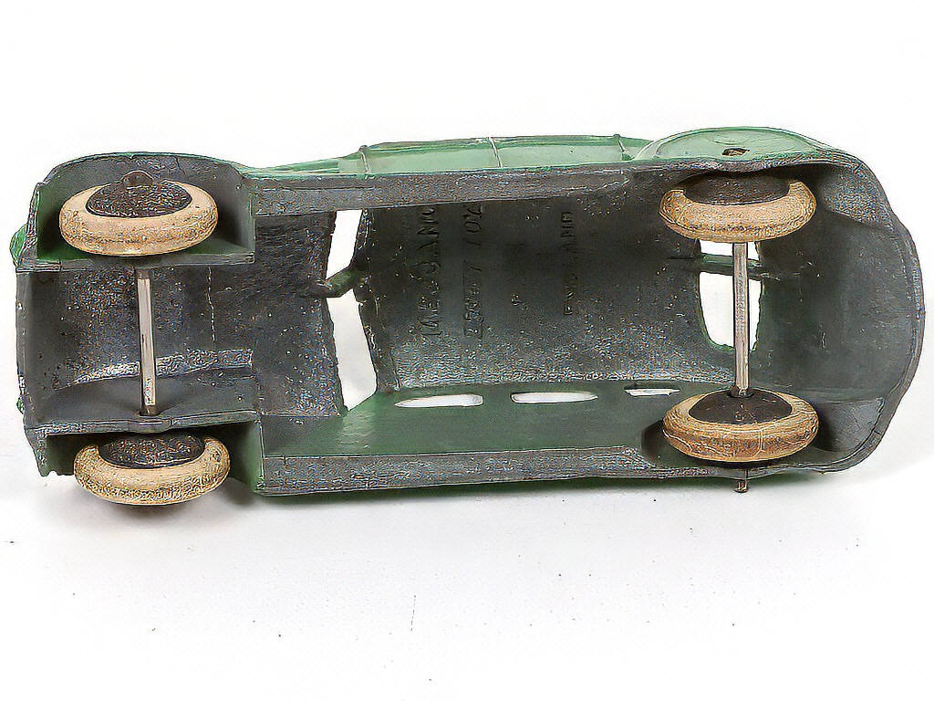 Lot 198 - DINKY TOYS (GB) (1)