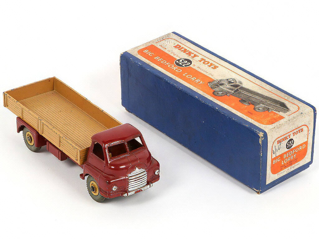 Lot 42 - DINKY TOYS (GB) (1)