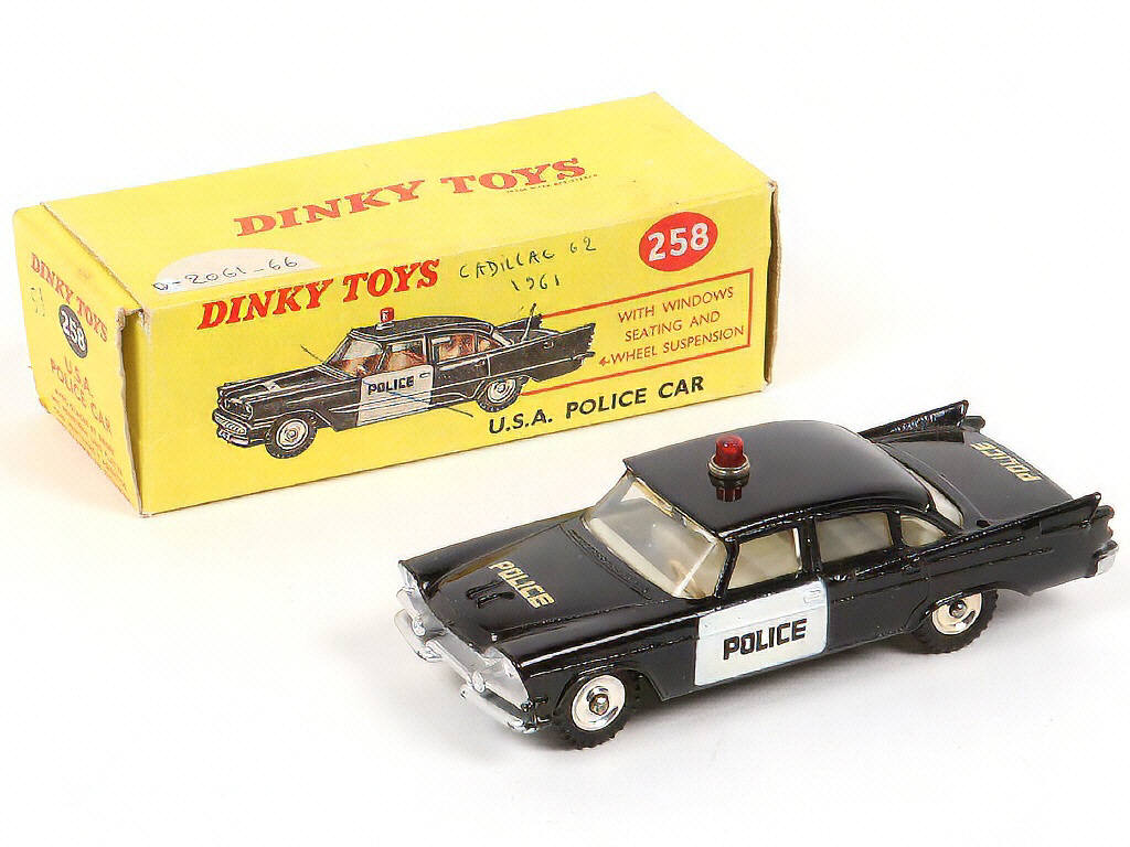 Lot 201 - DINKY TOYS (GB) (1)