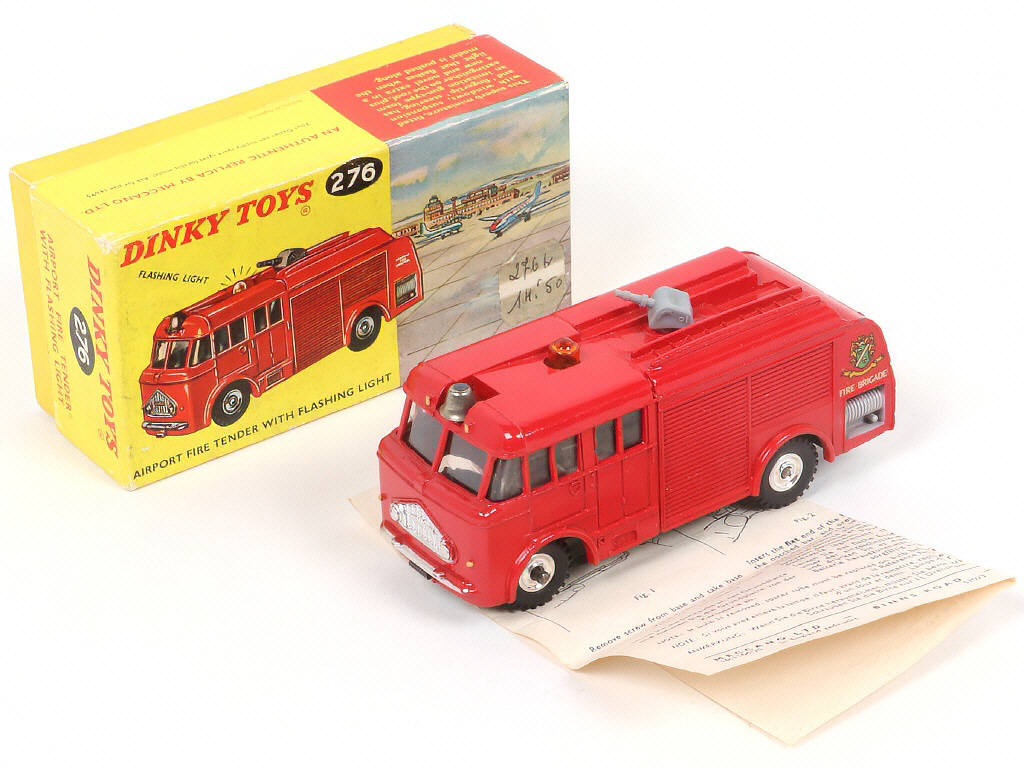Lot 74 - DINKY TOYS (GB) (1)