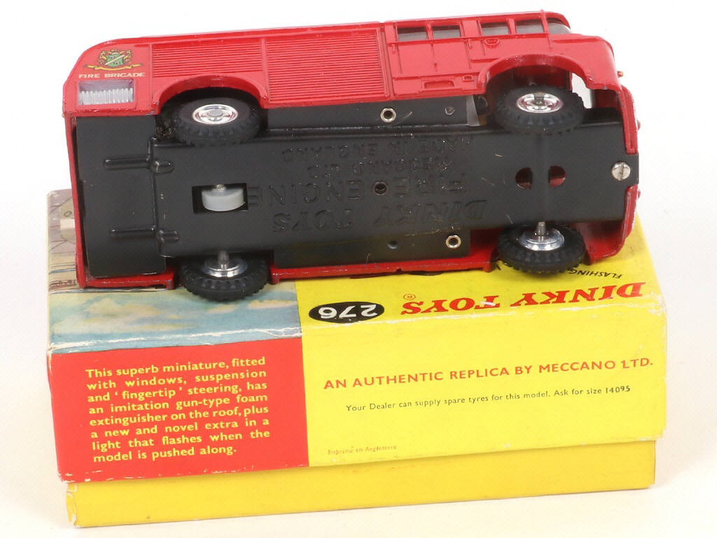 Lot 74 - DINKY TOYS (GB) (1)