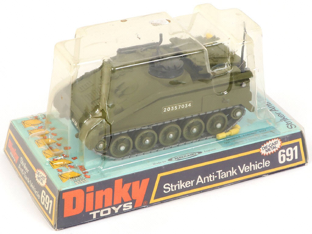 Lot 217 - DINKY TOYS (GB) (2)