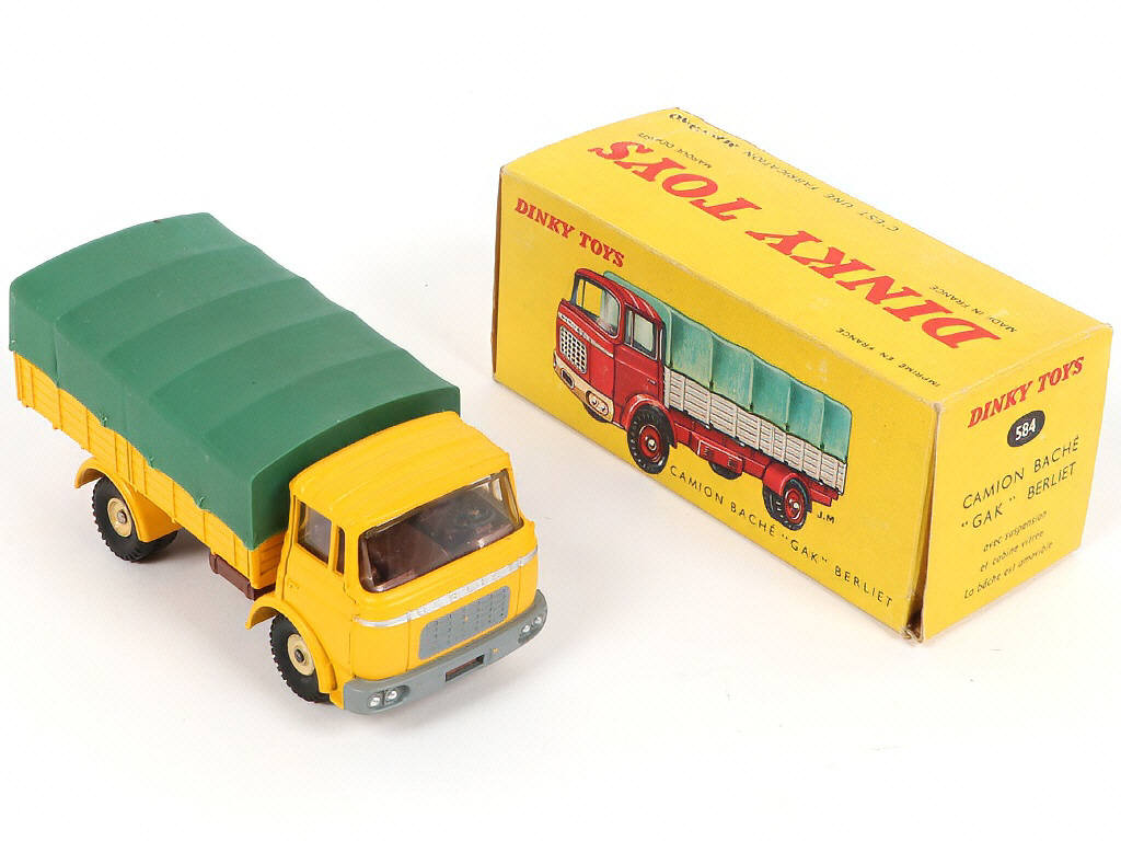 Lot 51 - DINKY TOYS (FRANCE) (1)