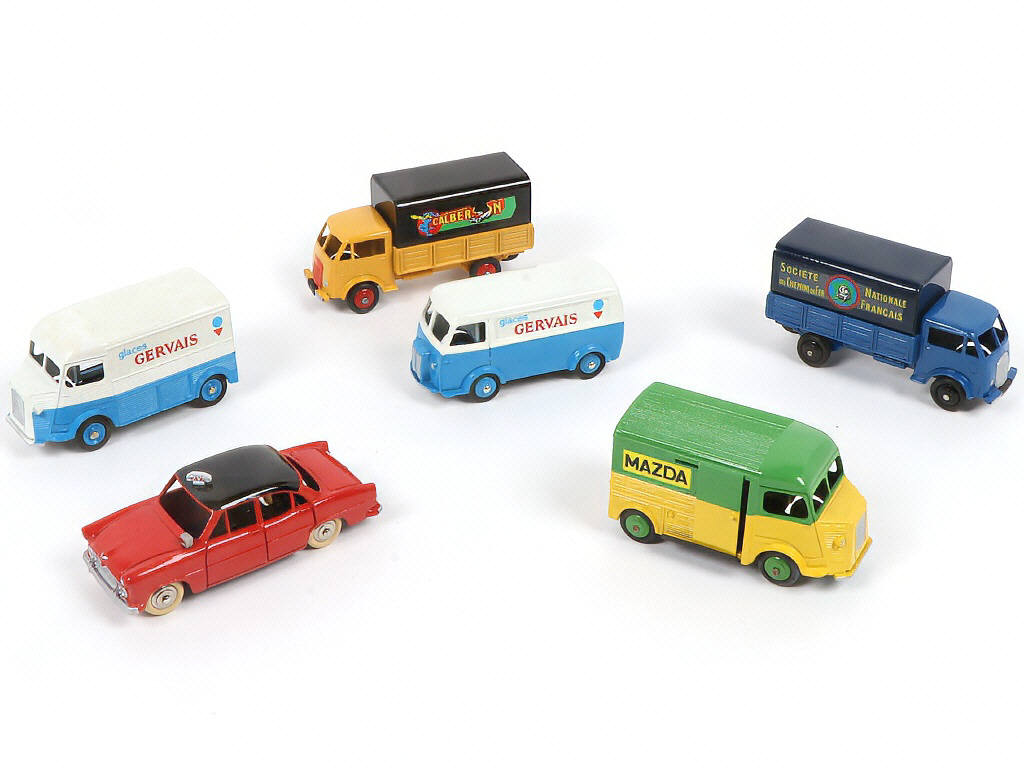 Lot 324 - DINKY TOYS (FRANCE) (6)