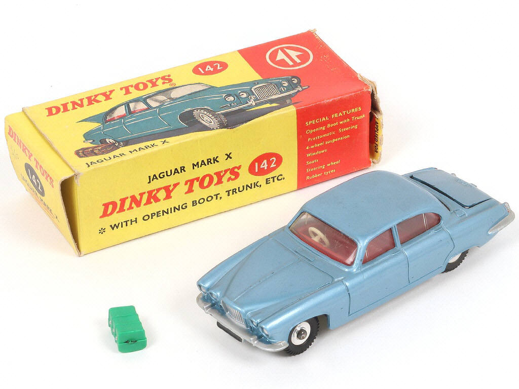 Lot 183 - DINKY TOYS (GB) (1)