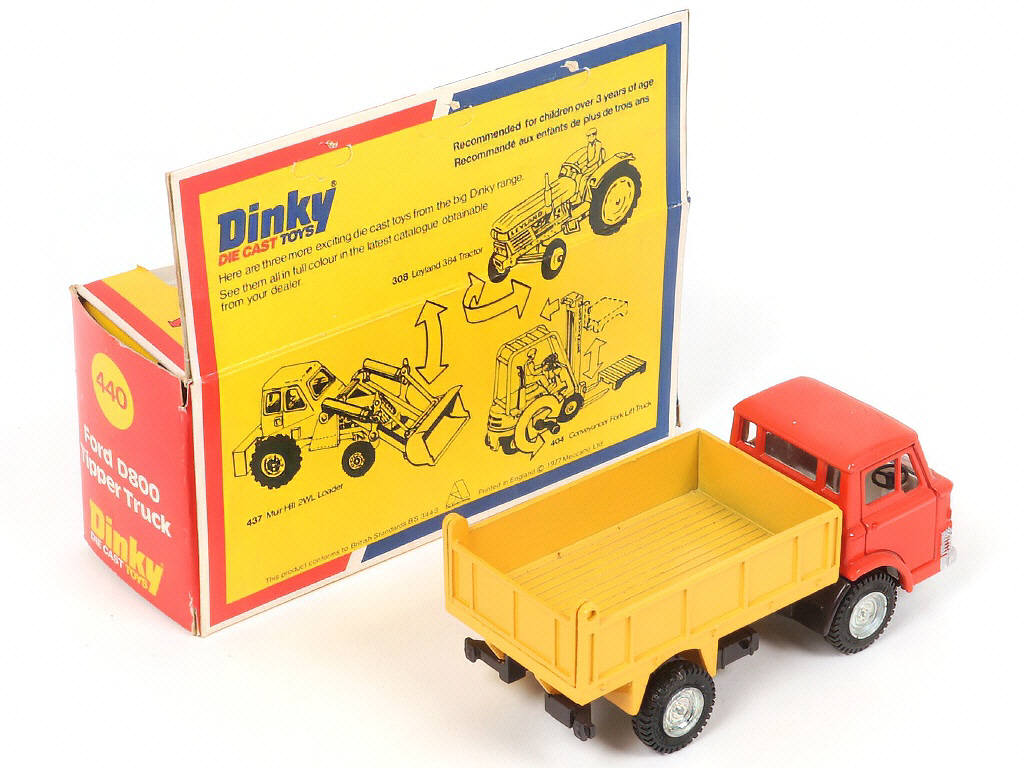 Lot 213 - DINKY TOYS (GB) (1)