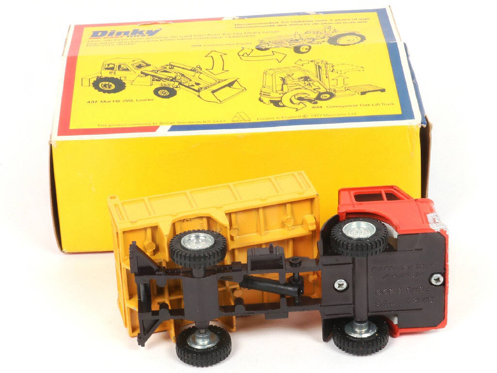 Lot 213 - DINKY TOYS (GB) (1)