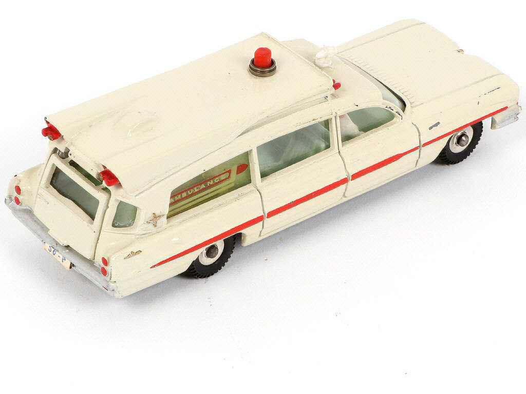 Lot 202 - DINKY TOYS (GB) (1)