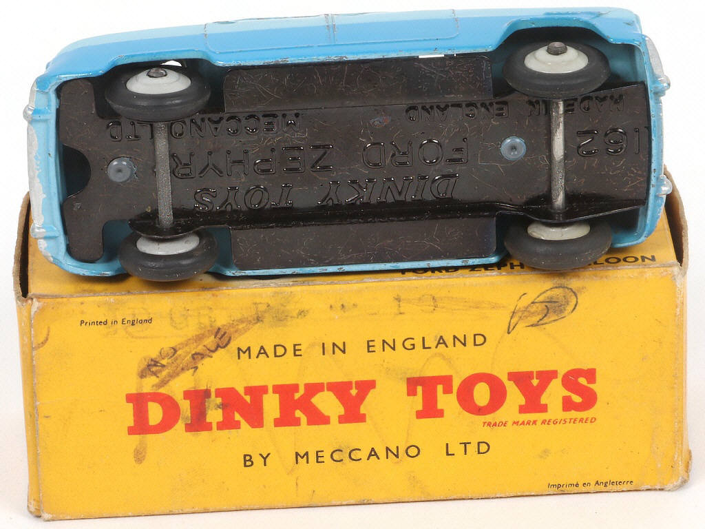 Lot 190 - DINKY TOYS (GB) (1)