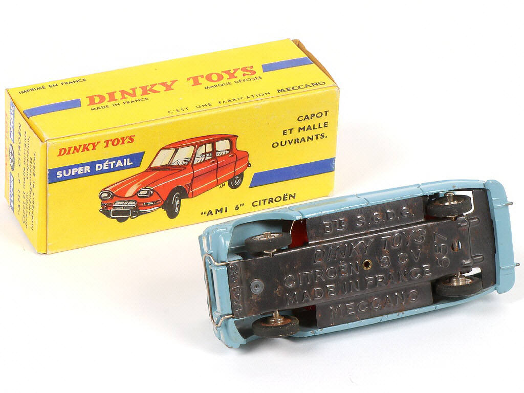Lot 232 - DINKY TOYS (FRANCE) (1)