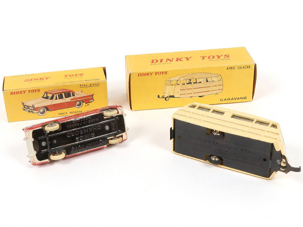 Lot 234 - DINKY TOYS (FRANCE) (2)