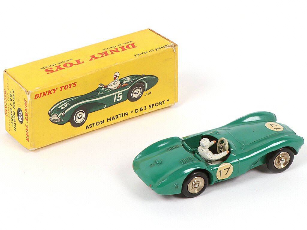 Lot 228 - DINKY TOYS (FRANCE) (1)