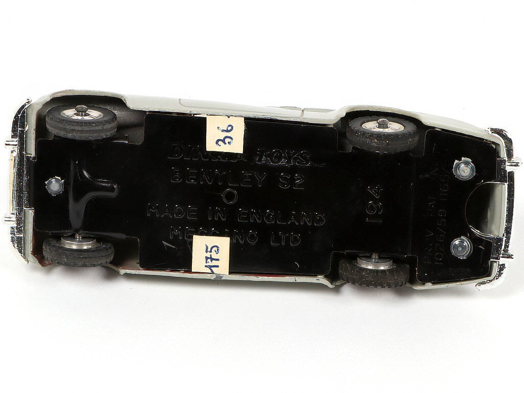 Lot 194 - DINKY TOYS (GB) (1)